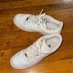 Nike White Men's Sneakers